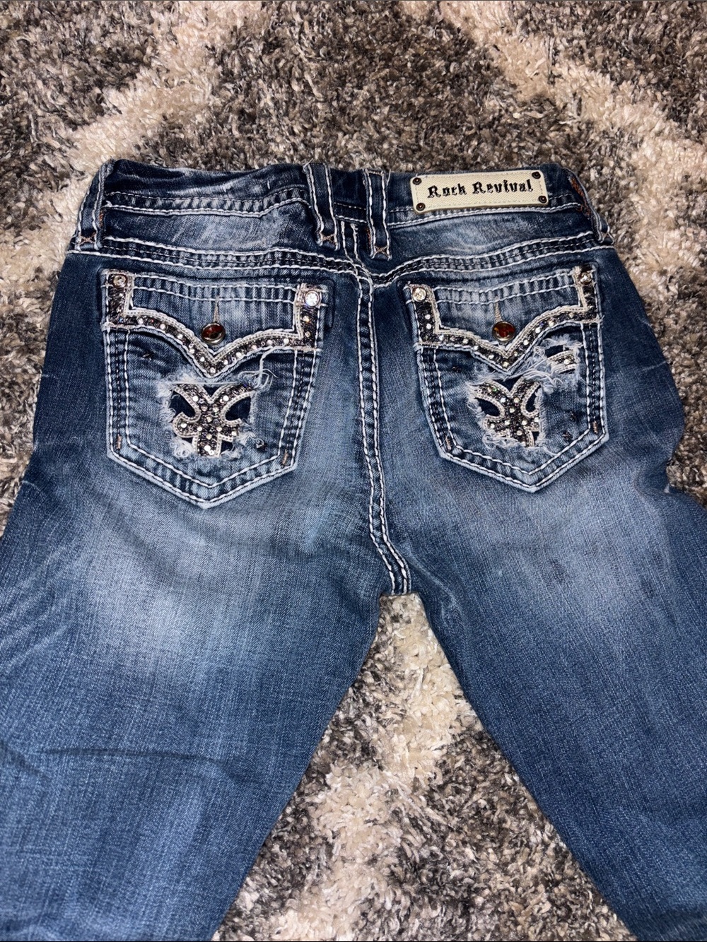 Rock Revival Rhinestone Jeans - Picture 3 of 9